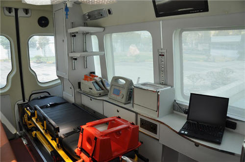 北京东城区东城区救护车内部